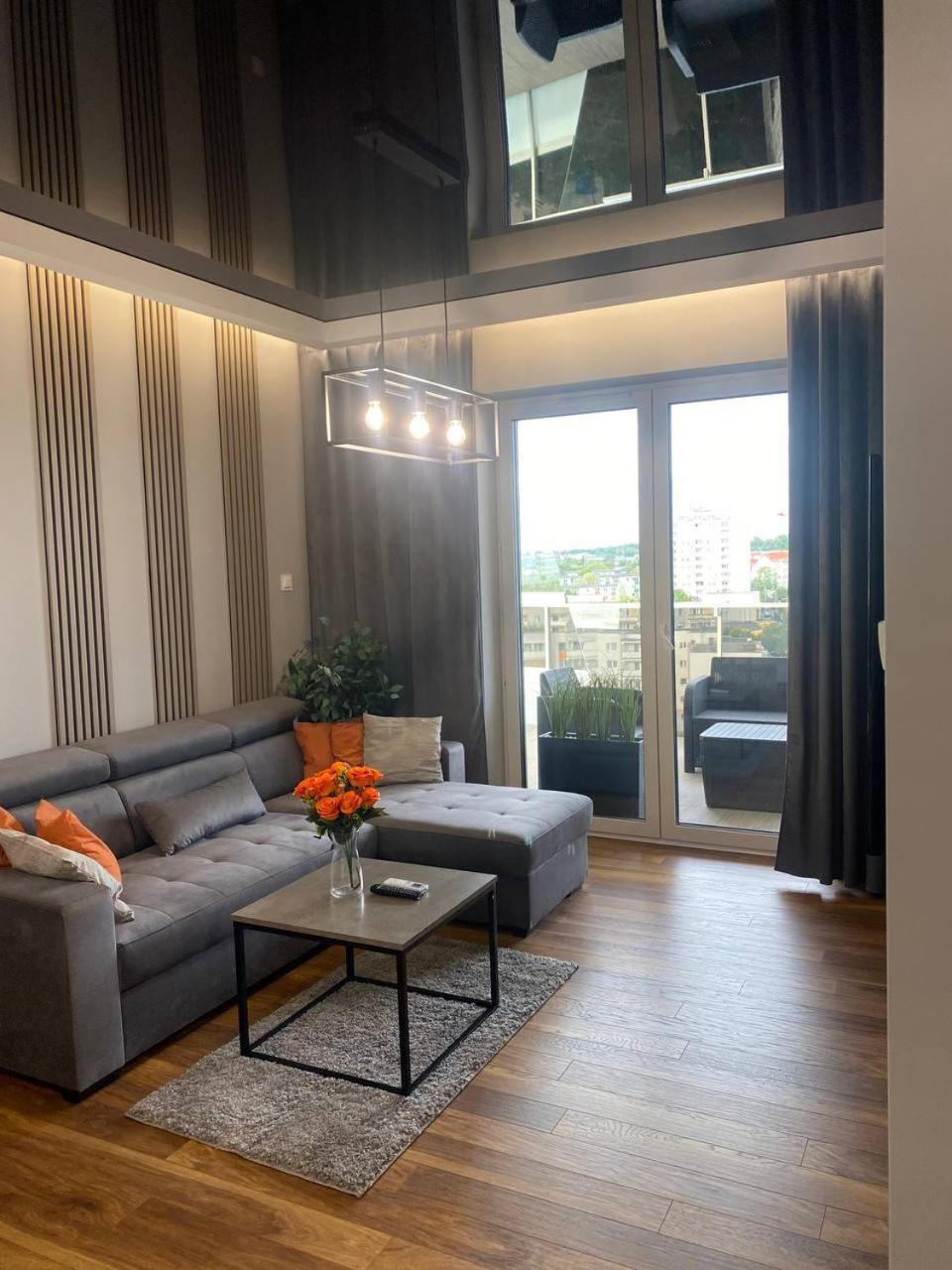 Resinest Apartamenty Jurowiecka J15 Bialystok Exterior photo